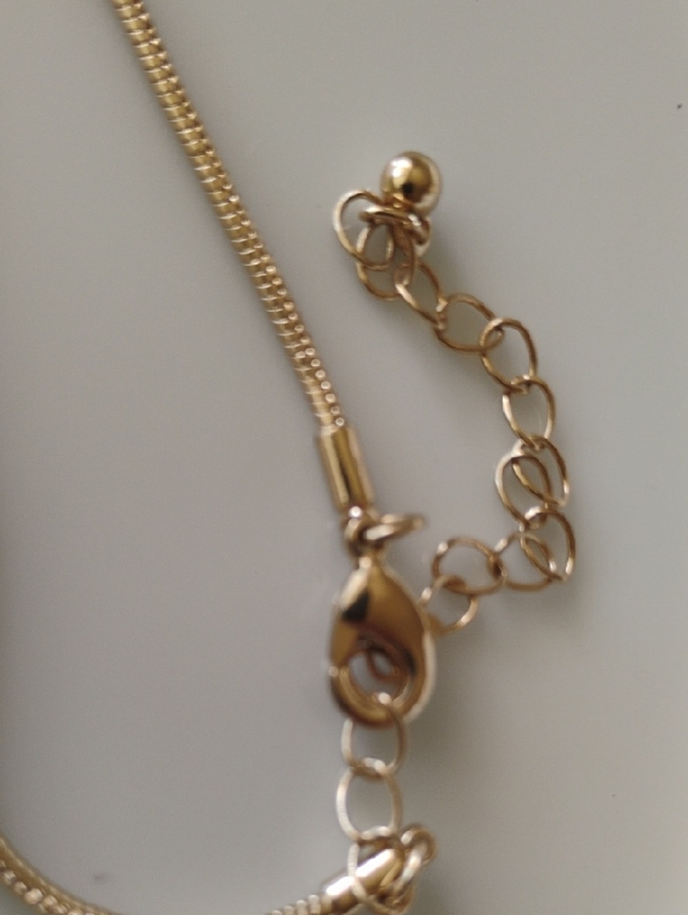 Gold and Silver tone Layered Hammered Pendant Necklace - Women Jewelry - Picture 4 of 4
